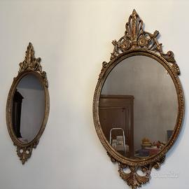 Coppia di antiche specchiere dorate stile barocco