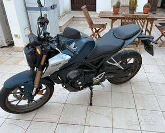 Vendi Honda Cb125r