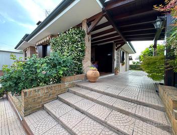 VILLA SINGOLA A VIGONZA