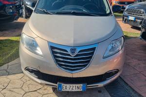 Lancia Ypsilon 0.9 TwinAir 85 CV 5 porte Metano Ec