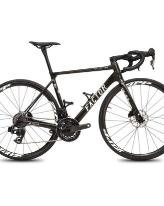 Factor O2 VAM Force Zipp Taglia 52 - Nero