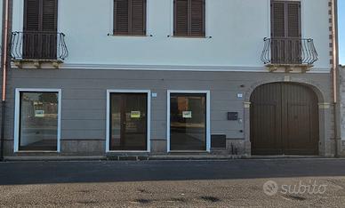 Locale commerciale - Serramanna
