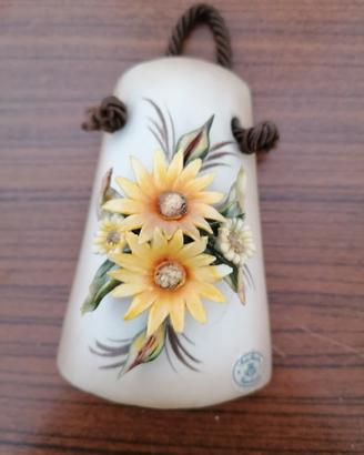 Tegola ornamentake