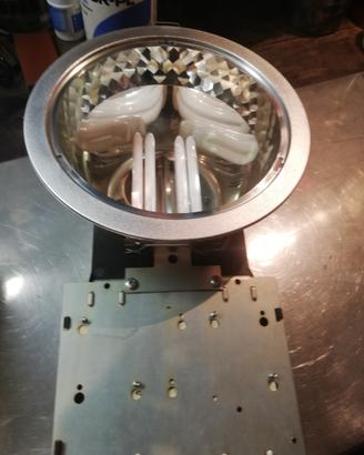 6 lampade Fosnova da incasso per controssoffitto. 