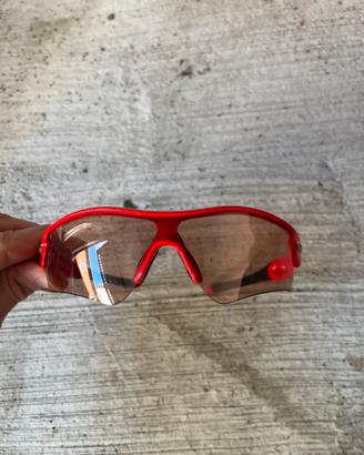 Occhiali Oakley Radar rossi