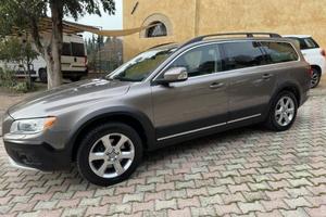VOLVO XC70 D5 AWD kin
