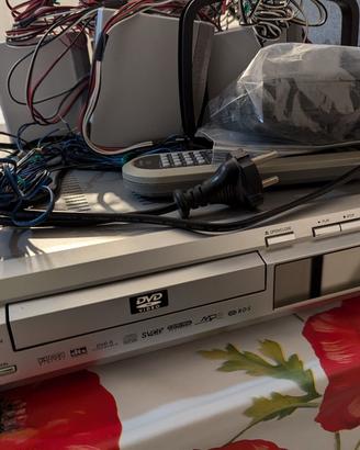 Dvd con impianto audio 5.1 Daewoo DHC-X100E