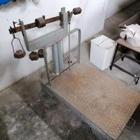 Bilancia basculante stadera a pavimento 