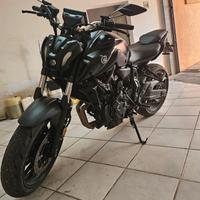 Moto Yamaha MT 07 