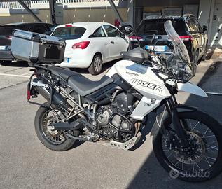 Triumph Tiger 800 xca