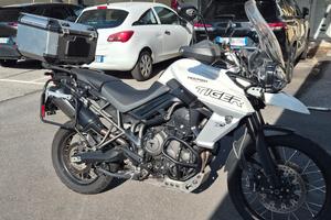 Triumph Tiger 800 xca