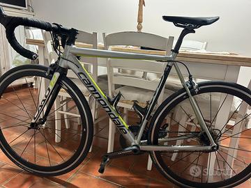 Bici da corsa Cannodale Caad 12 Ultegra 11