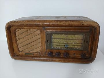 Antica Radio D'Epoca in Legno a Valvole Allocchio