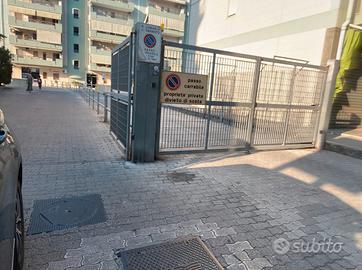 Box sito in Taranto in via Plateja