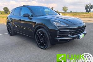 PORSCHE Cayenne 3.0 V6
