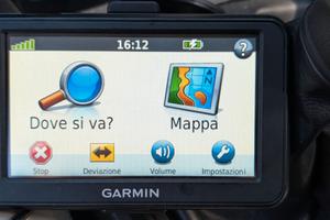 Navigatore Garmin Nuvi 40 con supporto a ventosa
