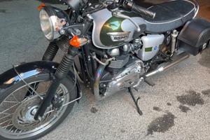 Triumph Bonneville T100 110° anniversario