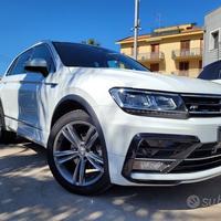 Volkswagen Tiguan 2.0 tdi dsg 4 motion r-line