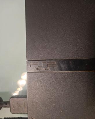 Play station 2 con joystik e cavi di fabbrica
