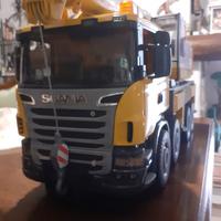 gru scania LIEBHERR bruder 