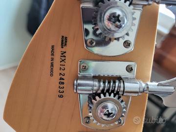 Basso Fender Jazz Bass made in Mexico come nuovo