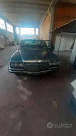 Mercedes-Benz 280 SE (1975)