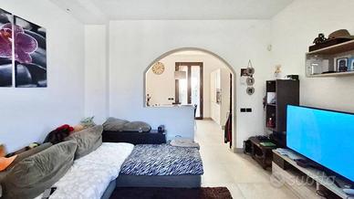 Casa indipendente di 190 m² con 5 locali e box aut