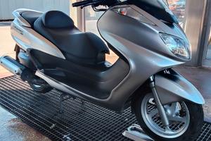 yamaha 400 majesty  aprile 2004 perfetto stato