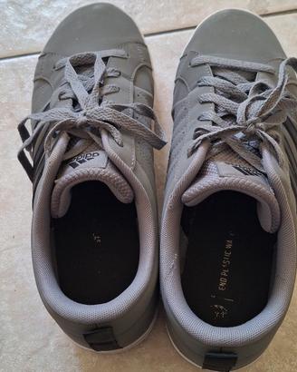 Scarpe Adidas uomo grigie – usate poco – 20 €