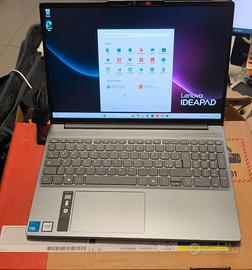 Lenovo Idea Pad Slim 3 completo di carica batteria