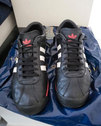 Scarpe Uomo Sportive Adidas N. 45.5 Nero e bianco