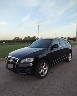AUDI Q5 200