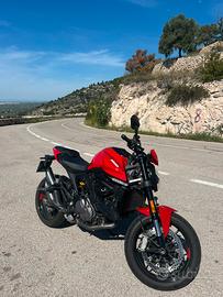 Ducati Monster  937