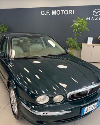 Jaguar X-Type 2.5 V6 24V cat Executive