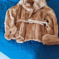 giacca corta di pelliccia 