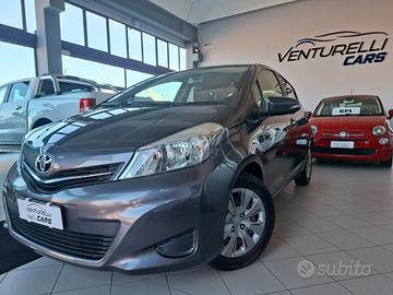 Toyota Yaris 1.0 5 porte Active