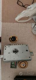 Serratura porta blindata