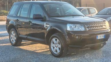 Land Rover Freelander 2.2 TD4 S.W. SE