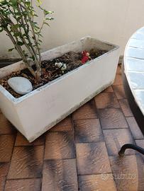 Vasi di cemento da giardino o terrazzo 