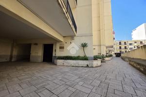 4 LOCALI A REGGIO DI CALABRIA