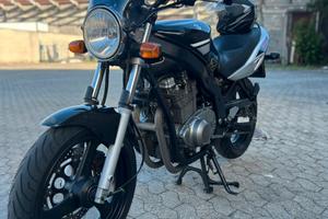 Suzuki GS500