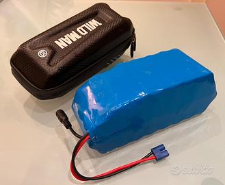 Extender Battery da 540 Wh con custodia