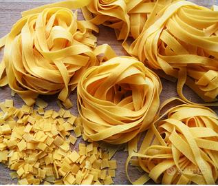 Pasta all'uovo e dolci artigianali