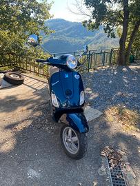 Piaggio Vespa 50 LX - 2007