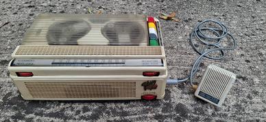 Registratore a nastri Geloso 257