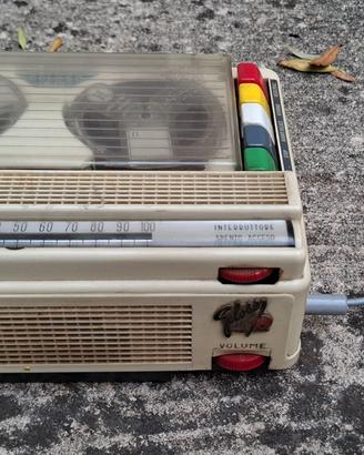 Registratore a nastri Geloso 257