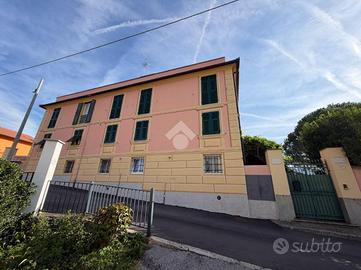 5 LOCALI A SERRA RICCÒ