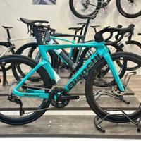 NUOVA Bianchi OLTRE COMP | 105 DI2 2025