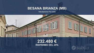Immobile in asta di 245 m² a Besana in Brianza