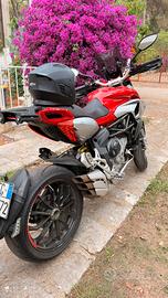 MV AUGUSTA STRADALE 800